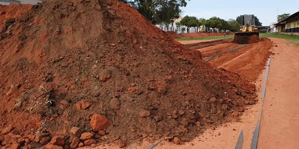 Aluguel de caçamba para remoção de terra e detritos em Maringá