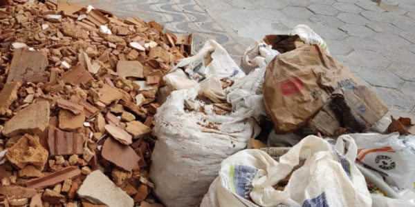 Aluguel de caçamba para pequenos volumes e pouco entulho em Maringá